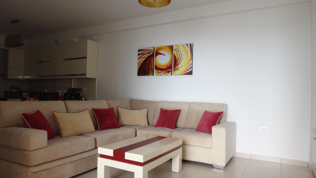 Apartments In White Residence Sarandë Esterno foto